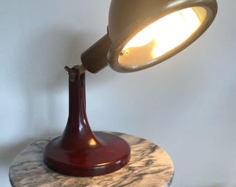 Vintage burgundy bakelite table lamp – EVMT brand – French design from the 1950s-60s