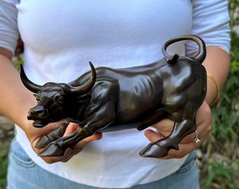 Estatua vintage de cobre del Toro de Wall Street, estatuilla de latón de vaca y buey, escultura de toro de bronce, figura de cobre estilo granja moderna, decoración moderna para el hogar