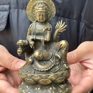 Copper Guan Yin Bodhisattva Statue Goddess Compassion Healing Meditating Sculpture Eastern Enlightenment Buddhism meditation ornaments