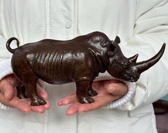 Vintage style Bronze Rhino toys model figure,Copper Animal Rhinoceros figurine Statue, Home Office Decor Rhino Sculpture Wildlife ornaments