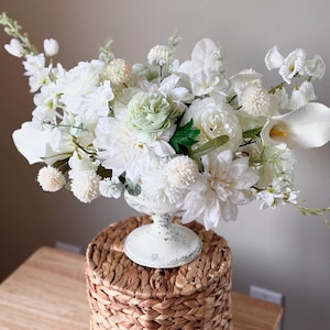 White Artificial Flower Arrangement: Elegant Neutral Centerpiece in Classic VaseTable Decor Elegant