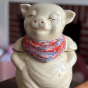 Vintage Shawnee Smiley Pig Cookie Jar, 1940s