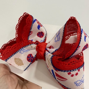 Red Scalloped Lace Nautical Bow, Summer bow