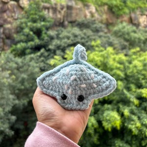 Gehäkelter Stachelrochen Plüschi | Pastell | Amigurumi | Plüschtier | Kuscheltier | Handgefertigt