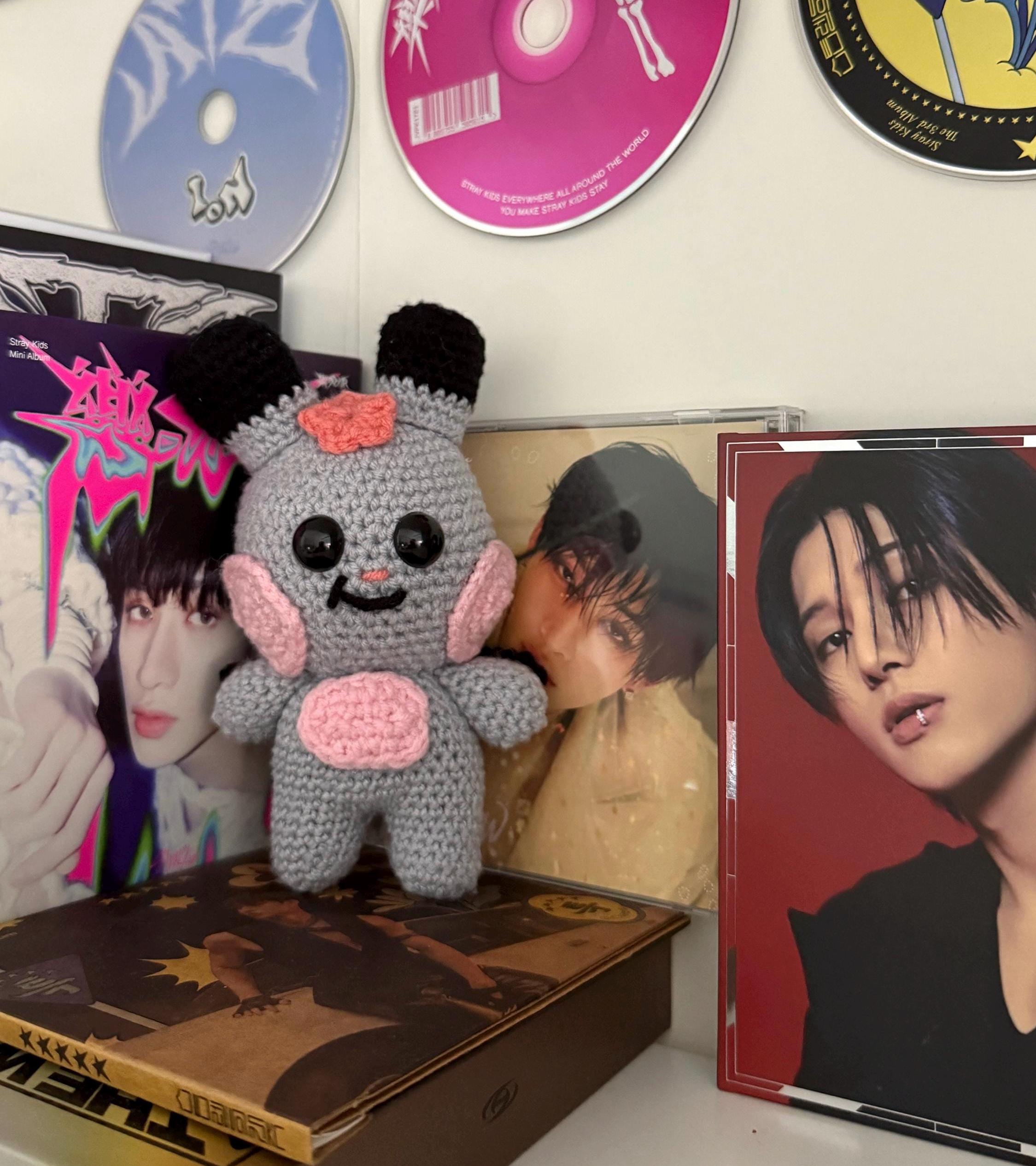 ATEEZ MIGHTEEZ: Ddeongyo Crochet Pattern - Etsy