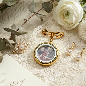 Personalized Photo Pin for Groom|Engraved Wedding Locket|Bridal Bouquet Charm|Best Man Gift|Best Man Gift| Custom Photo Brooch |Gift for Him