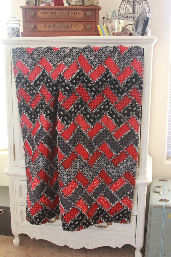STPQ28 Zayden's Zig Zag Quilt Pattern (paper) - Etsy
