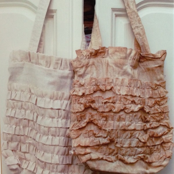 STPB8 Vintage Ruffle Bag Pattern (paper)