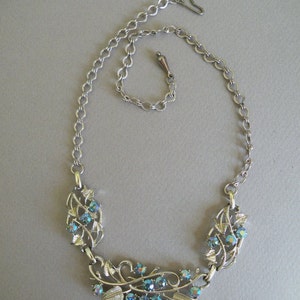 Rhinestone Flower Necklace image 4