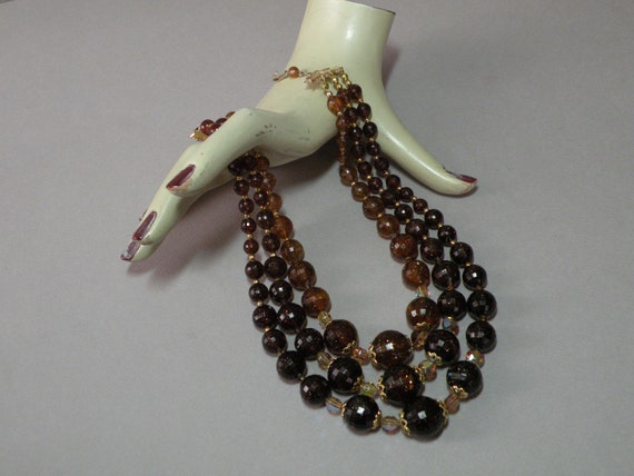 Vintage Amber Glitter Necklace - image 1