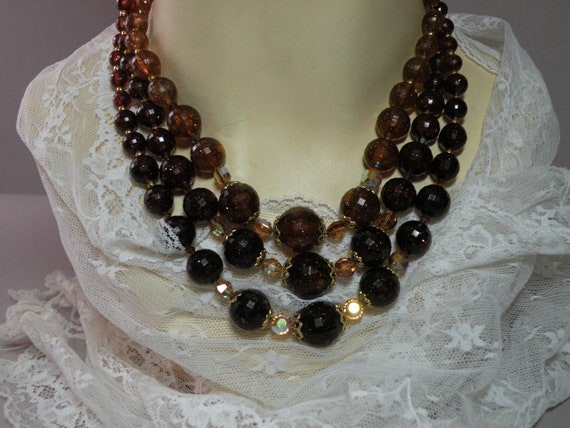 Vintage Amber Glitter Necklace - image 4