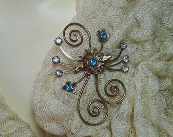 Vintage Aqua Flower Brooch