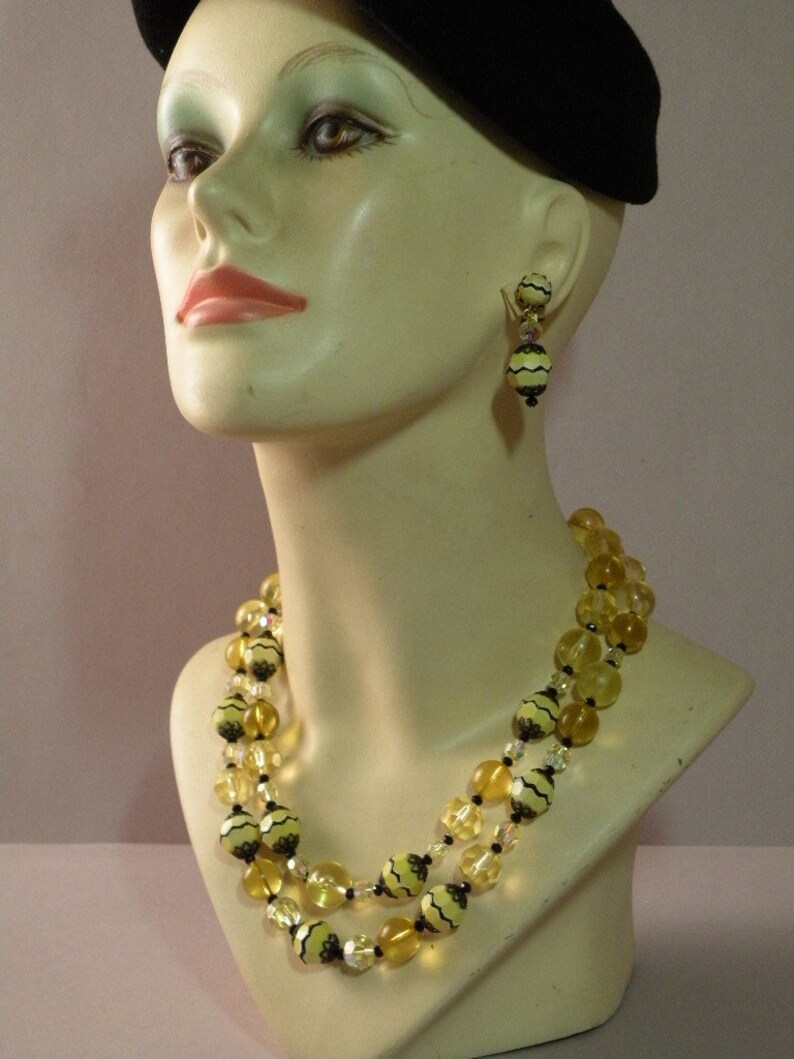 Vintage Bumble Bee Necklace & Earring Set image 3