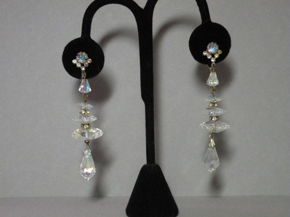 Vintage Crystal Chandler Earrings - image 4