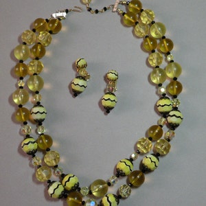 Vintage Bumble Bee Necklace & Earring Set image 2