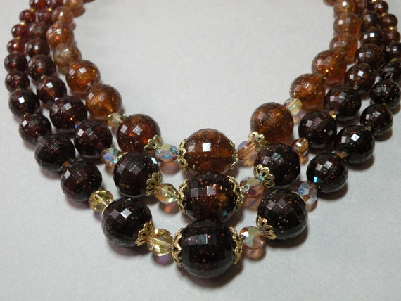 Vintage Amber Glitter Necklace - image 2