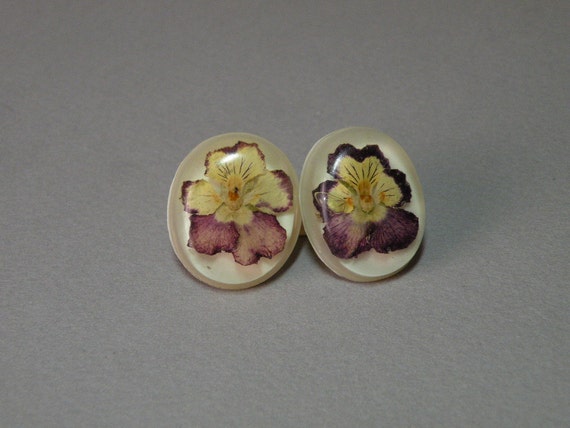 Vintage Pansy Earrings