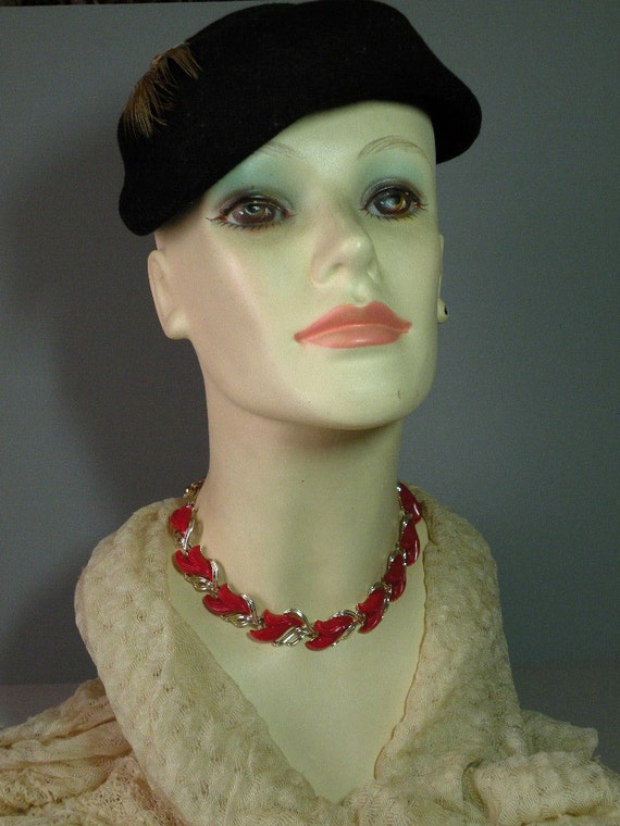 Vintage Ruby Thermoplastic Link Necklace