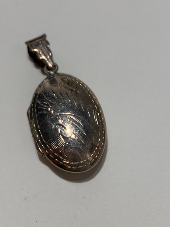 Sterling Silver Oval Locket Pendant