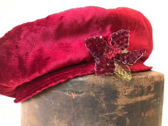 D. Charles 1950s Red Vintage Crushed Velvet Beret