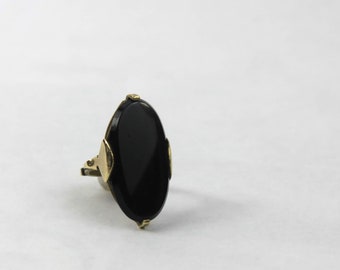 Art Deco 1940s Jet Glass Ring