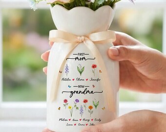 New Grandma Flower Vase, First Time Grandma Gift, Mothers Day Gift, Flower Vase for Nana, Pregnancy Announcement, Gift for Mom,Birthday Gift