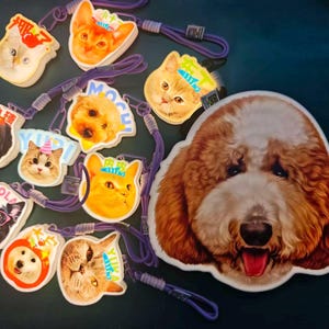 Custom Pet Photo LED Light | Personalized Dog Night Light | USB Type-C Rechargeable Handheld Light | Cute Animal Design with Lanyards