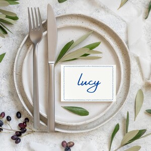 Plantilla para tarjeta de lugar de boda, tarjetas de asientos minimalistas, plantilla editable para boda, tarjetas de nombre de Canva, tarjetas de lugar imprimibles, tarjetas manuscritas