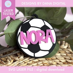 Etiqueta de bolsa de fútbol personalizada SVG para etiqueta de nombre personalizada Archivo cortado a láser para etiqueta de mochila de fútbol para archivo de regalo de fútbol para regalo de equipo de fútbol SVG