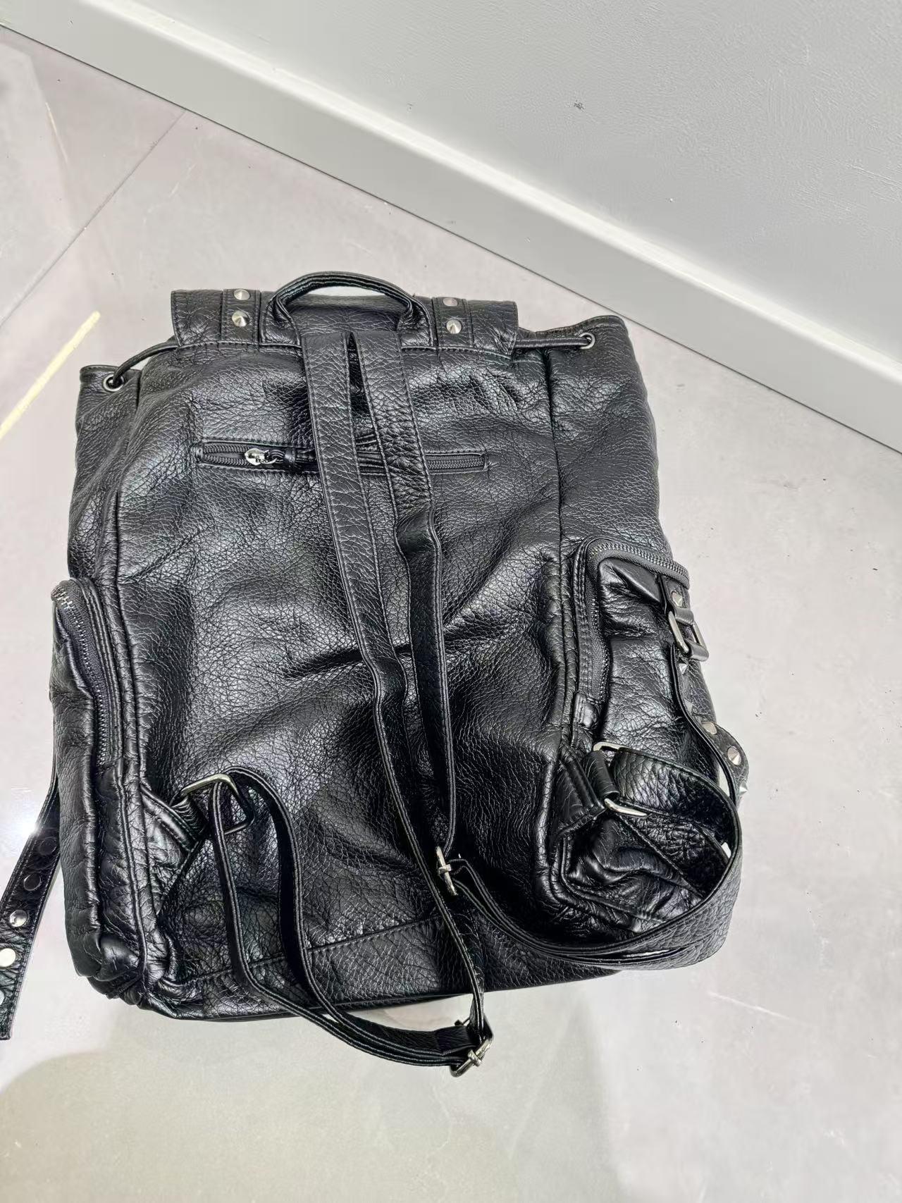バッグ y2k grunge leather backpack BAG Gothic Y2k Backpack Black Grunge School Bags Pu Leather