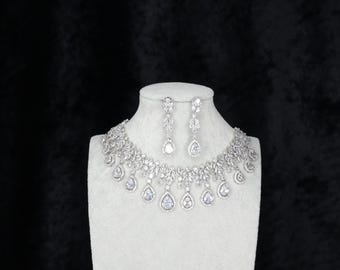 Set di collana con diamanti americani/Collana con zirconi cubici/Gioielli indiani/Gioielli da ricevimento/Gioielli di Bollywood/Set di collane importanti/Argento trasparente