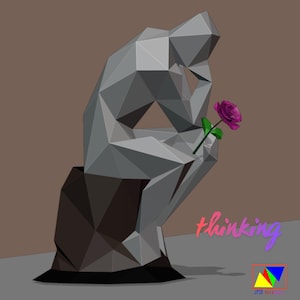 Puede incluir: Una escultura geométrica gris de una persona sentada, sosteniendo una rosa púrpura. La escultura está sobre una base oscura. La palabra "thinking" está escrita en una fuente colorida.
