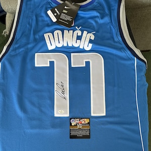 Luka Doncic podpisał koszulkę Nike z autografem Dallas Mavericks i certyfikatem autentyczności - XL - 608