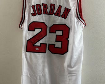 Michael Jordan (GOAT) signiertes Chicago Bulls handsigniertes personalisiertes Basketball Trikot wCOA-XL-525
