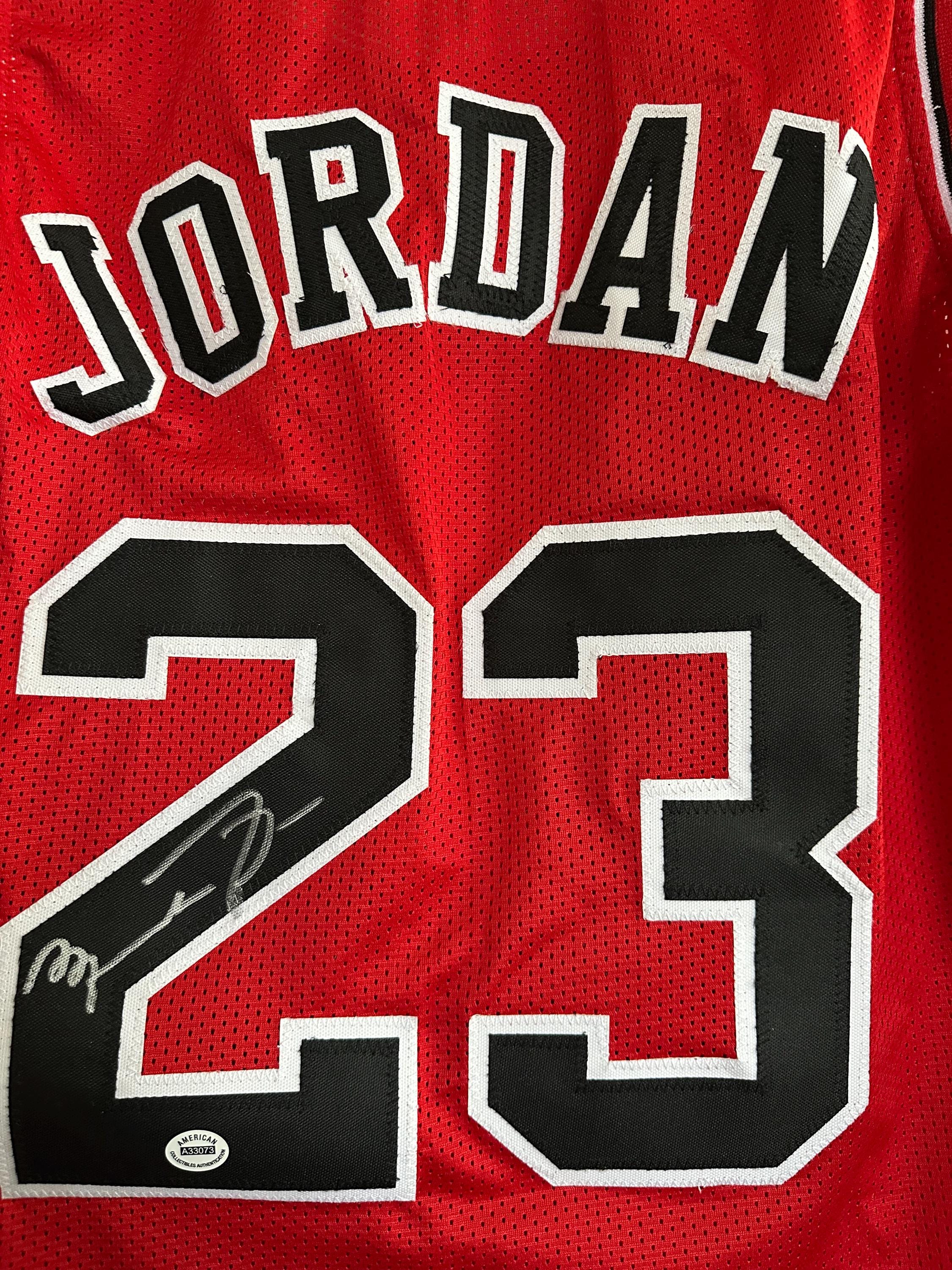 Michael Jordan (GOAT) Signed Chicago Bulls Autographed Custom