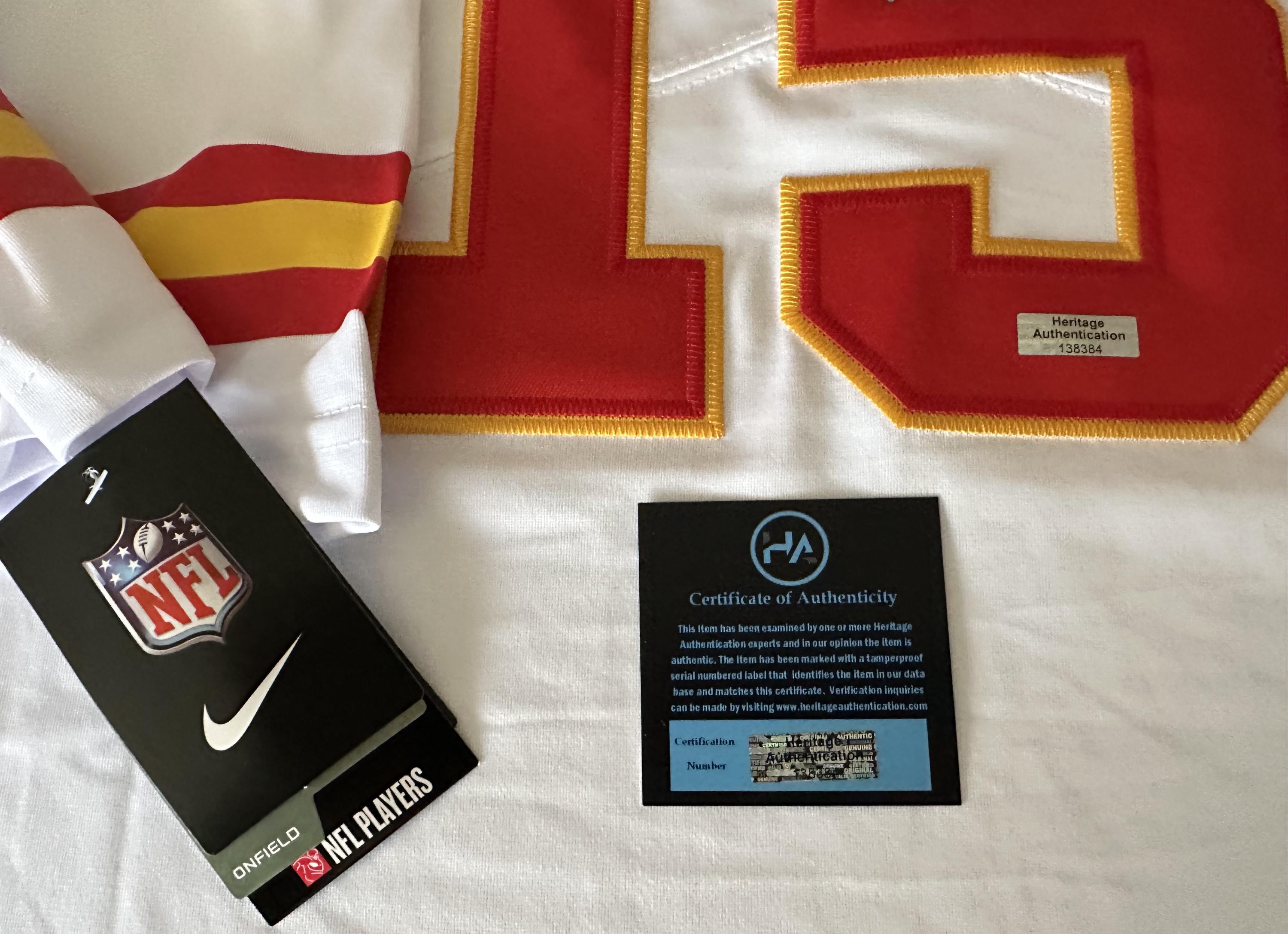 パトリック・マホームズ直筆サイン入りカンザスシティ・チーフス Nike