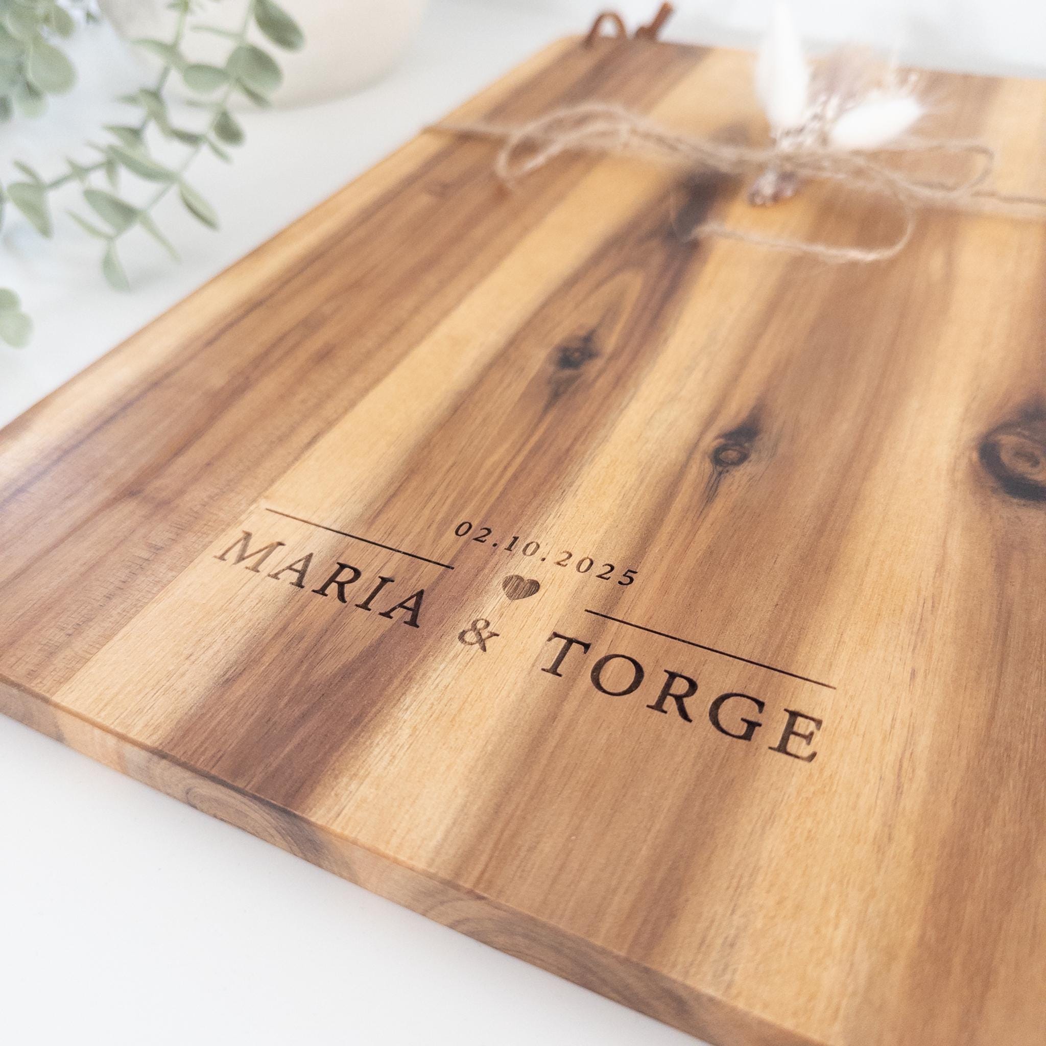 Personalisiertes Hochzeitsgeschenk Holzbrett Mit Gravur Namen Datum Spruch Individuelles Geschenk Für Brautpaar Jahrestag