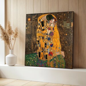 The Kiss Wall Decor, Famous Painting, Gustav Klimt Romantic Wall Art, Golden Love Couple Artwork, Famous Classic Gift, Elegant Home Decor