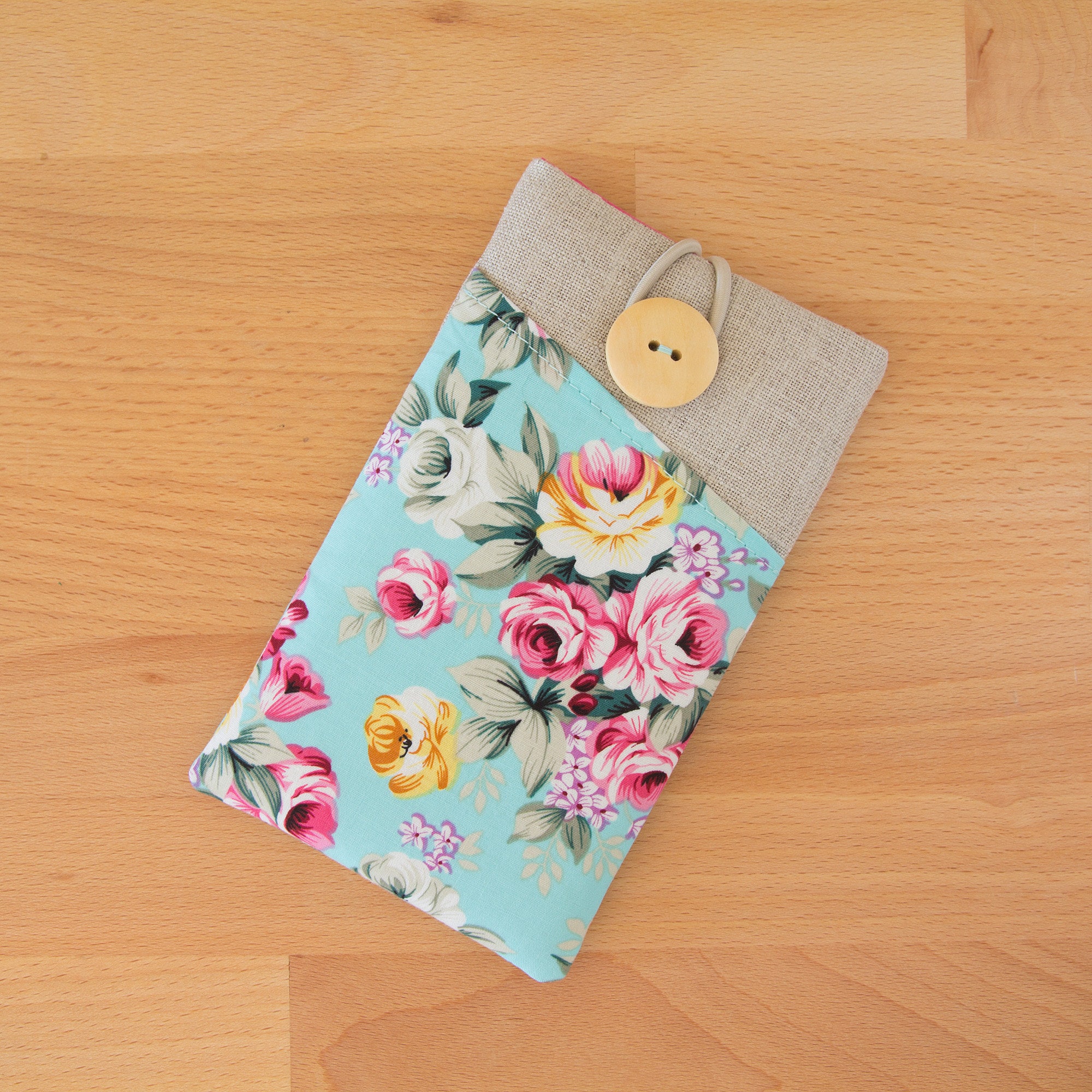 Floral Cotton Phone Sleeve: Padded Samsung Case with Pocket
