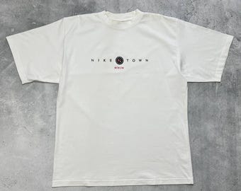 Camiseta vintage Nike Town Berlin Heavyweight Thrashed de los 90, color blanco, talla L.