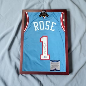 Signed Rose #1 Chicago Bulls Blue Basketball Jersey with Beckett COA, Qr code - New Arrival – Framed / Unframed (Read Descr)