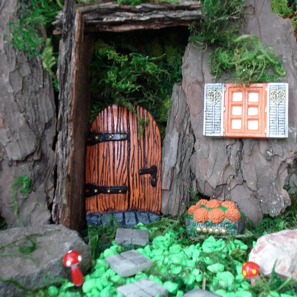 Fairy door outdoor, fairy garden kit, fairy doors and windows, fairy door set, fairy door accessories, fairy door tree, minatures
