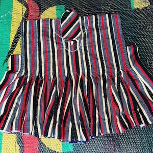 Handwoven Ghanaian Fugu Smock: Northern Ghana Batakari with Embroidery