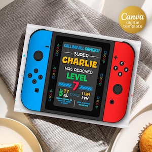 以下が含まれることがあります： ビデオゲーム機としてデザインされたデジタル招待状。カードには、青い左コントローラーと赤い右コントローラーがあります。画面にはイベントの詳細とともに「CALLING ALL GAMERS！SUPER CHARLIE HAS REACHED LEVEL 7」と表示されます。 Canvaデジタルテンプレート。