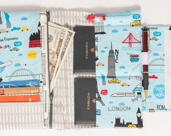 Family Size Passport Travel Holder PDF SEWING PATTERN - Holds 4 Passports - Téléchargement instantané - par BlissfulPatterns