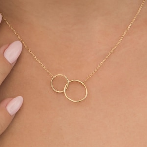 Gold Circles Necklace, 14k Gold Interlocking Circle Necklace, Gold Rings Necklace, Double Circle Necklace, Gold Intertwined Circle Necklace