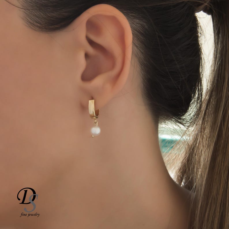 14k Solid Gold Pearl Drop Huggie Hoop Earrings – Minimalist Freshwater Pearl Jewelry image 2