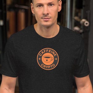 Koffein- och krypto-t-shirt | Bitcoin-kaffeälskare-t-shirt | Kryptohandlare-gåva | Blockchain-t-shirt | HODL Life-t-shirt