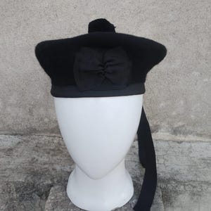 Black Wool Tam O&#39; Shanter Hat: Scottish Highlander Beret