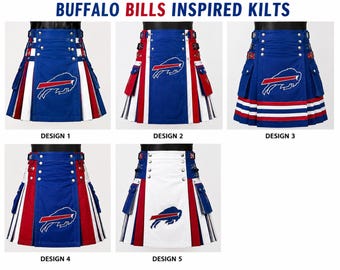 Könnte beinhalten: Fünf von den Buffalo Bills inspirierte Kilts mit dem Teamlogo in Blau, Rot und Weiß. Jeder Kilt verfügt über Seitentaschen, Metallbeschläge und plissierte Einsätze. Die Designs variieren in Farbgebung und Streifenmustern, bezeichnet als Design 1 bis 5.